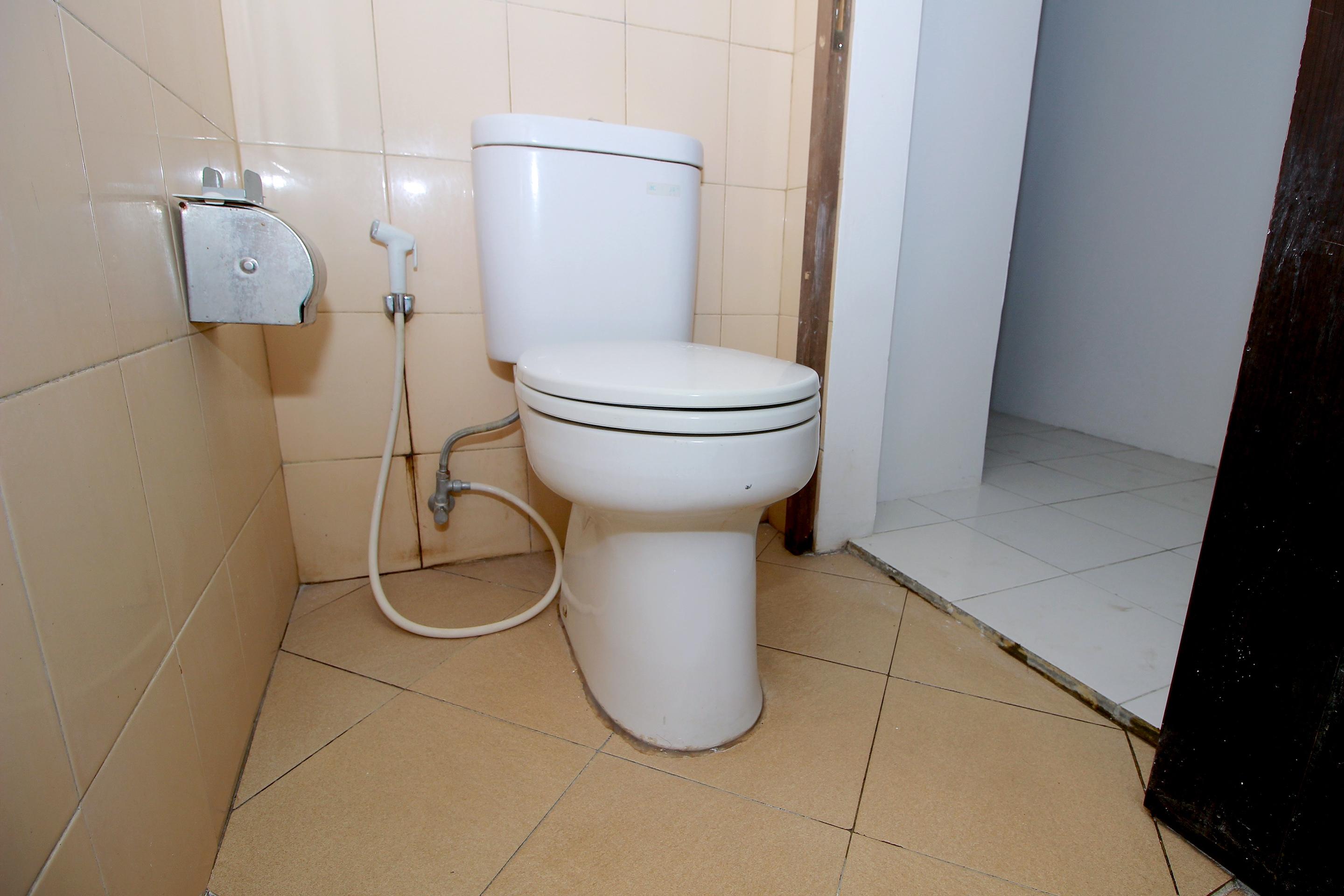 Super Oyo 1678 Jati Exclusive Homestay Бенгкулу Екстер'єр фото